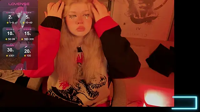 LilithNelson online show from 11/11/25, 08:36