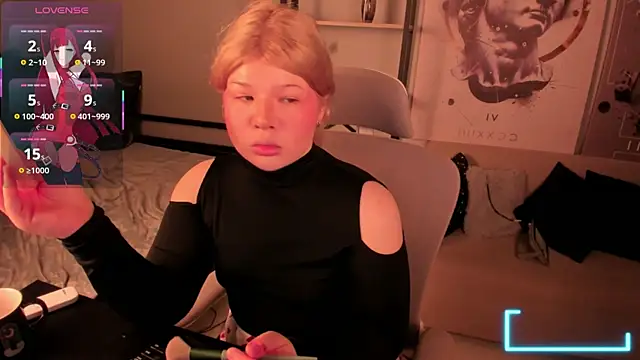 LilithNelson online show from 11/12/25, 08:45