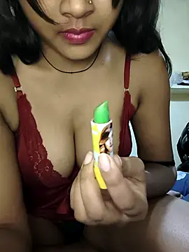 RAYI Queen 2 online show from 01/31/26, 07:23