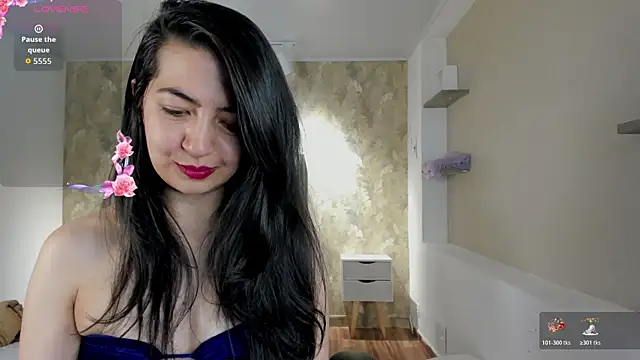 Saya Amaretto1 online show from 11/18/25, 11:15