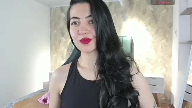 Saya Amaretto1 online show from 11/04/25, 07:06