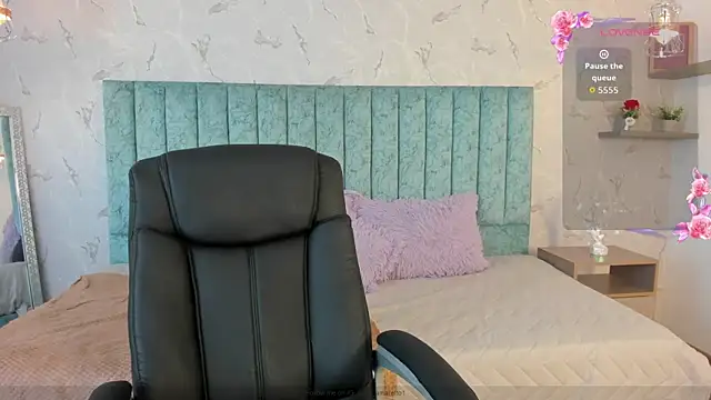 Saya Amaretto1 online show from 11/29/25, 03:12