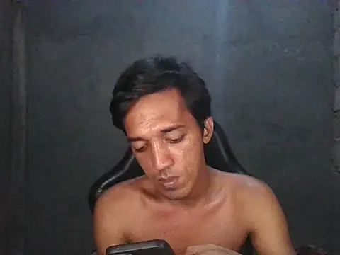 RowyCam online show from 11/30/25, 03:13