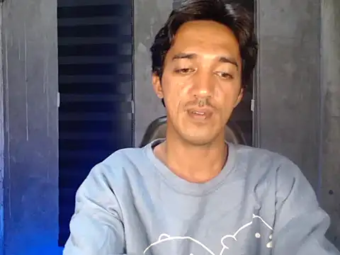 RowyCam online show from 12/17/25, 02:33