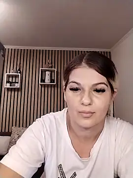 Mayaaaaaa  online show from 11/13/25, 08:07