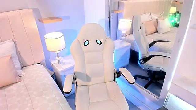 manyaa  online show from 02/12/26, 07:35