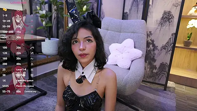 NamiKimura online show from 11/08/25, 07:17