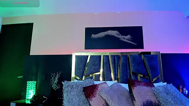 ScarletTorres online show from 11/30/25, 05:58