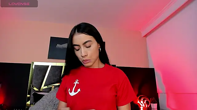 Snapshot of ScarletTorres chatting on 09/29/25, 07:08 ScarletTorres online show from 09/29/25, 07:08