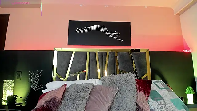 ScarletTorres online show from 12/19/25, 03:25