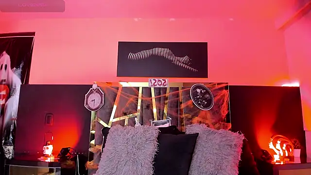 ScarletTorres online show from 10/23/25, 06:39