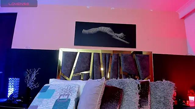 ScarletTorres online show from 11/23/25, 04:39