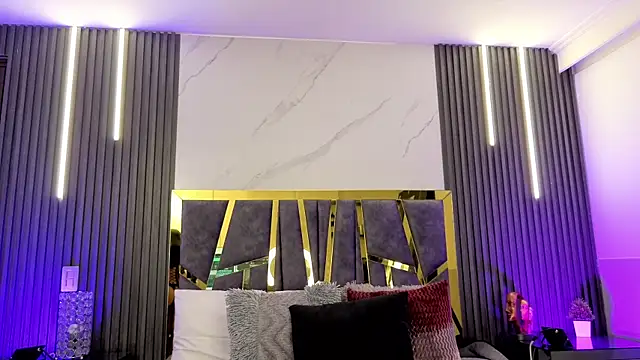 ScarletTorres online show from 04/07/26, 07:26