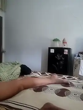 Snapshot of boysxx chatting on 09/30/25, 07:58 boysxx online show from 09/30/25, 07:58