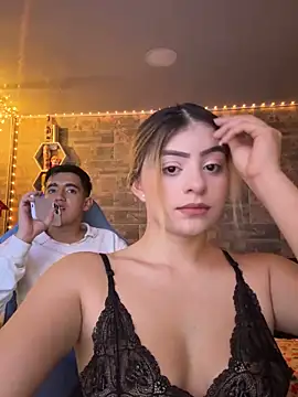 Melissa coll online show from 12/04/25, 06:01