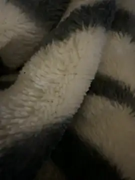 Simon-xx online show from 04/18/26, 01:52