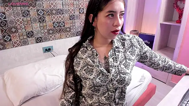 Snapshot of Keyla_ruiz_ chatting on 10/24/25, 11:53 Keyla ruiz online show from 10/24/25, 11:53