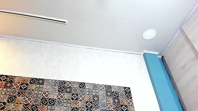 Keyla ruiz  online show from 04/15/26, 07:58