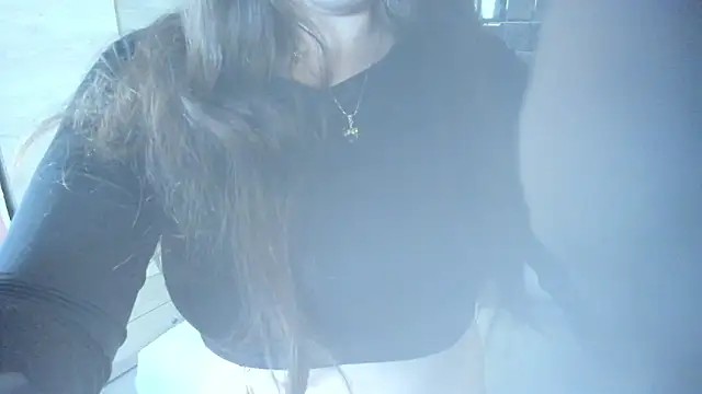 Keyla ruiz  online show from 05/03/26, 11:04