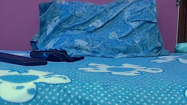 skinnybarbie022 online show from 09/28/25, 01:23