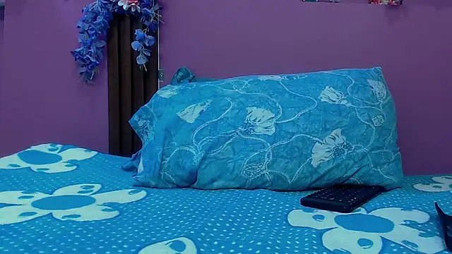 skinnybarbie022 online show from 11/15/25, 01:09