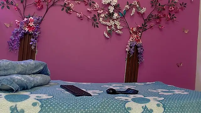 skinnybarbie022 online show from 09/20/25, 12:59