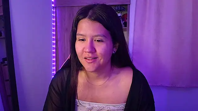 Oliviawatson1 online show from 05/28/26, 12:11