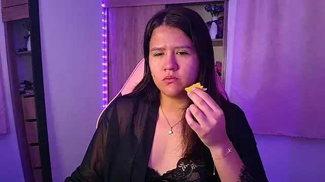 Oliviawatson1 online show from 04/26/26, 12:57