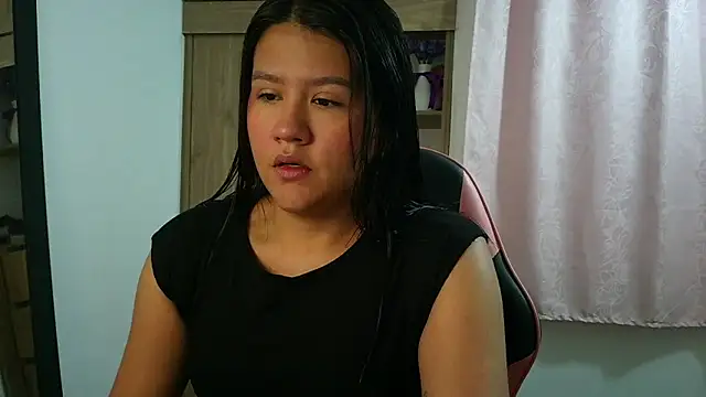 Oliviawatson1 online show from 03/09/26, 12:20