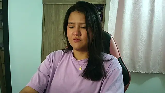 Oliviawatson1 online show from 01/13/26, 12:31