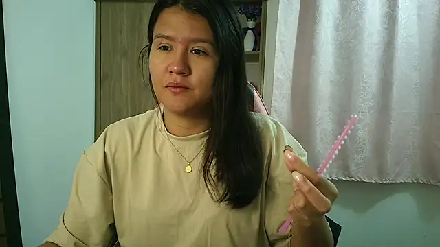 Oliviawatson1 online show from 02/03/26, 11:48