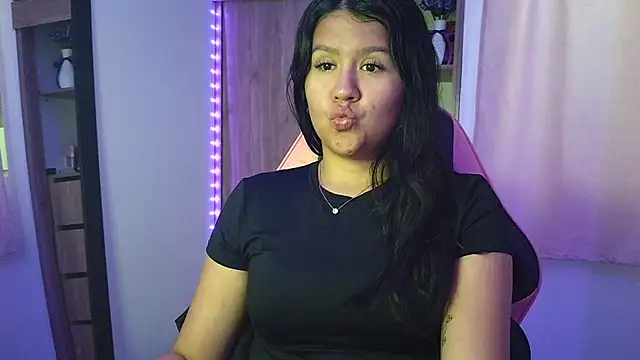 Oliviawatson1 online show from 11/27/25, 08:20