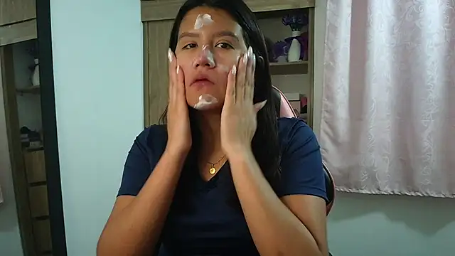 Oliviawatson1 online show from 02/17/26, 12:13