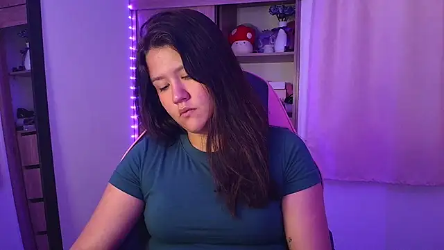 Oliviawatson1 online show from 04/24/26, 12:29