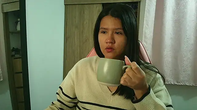 Oliviawatson1 online show from 03/02/26, 12:01