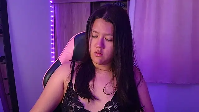 Oliviawatson1 online show from 05/24/26, 12:16