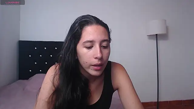 Snapshot of lilacream chatting on 10/02/25, 02:53 lilacream online show from 10/02/25, 02:53