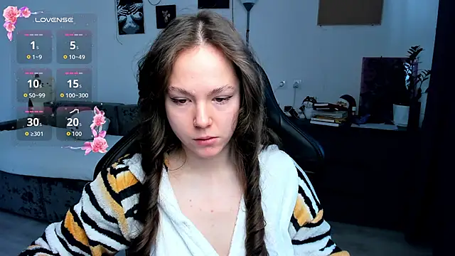 cute little ass online show from 02/27/26, 07:19