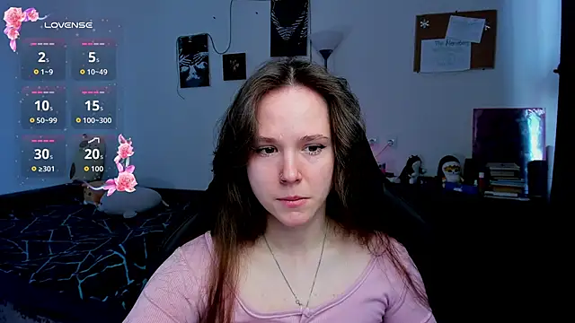 cute little ass online show from 03/27/26, 06:11