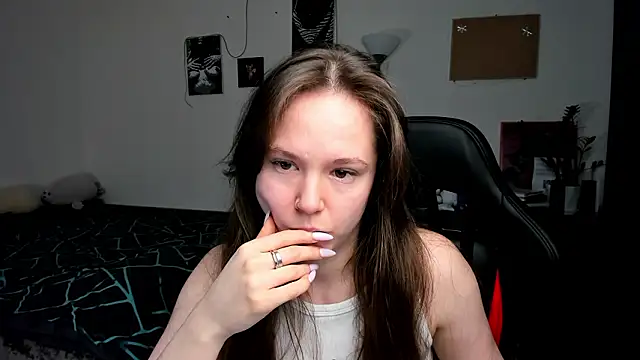 cute little ass online show from 02/23/26, 02:35