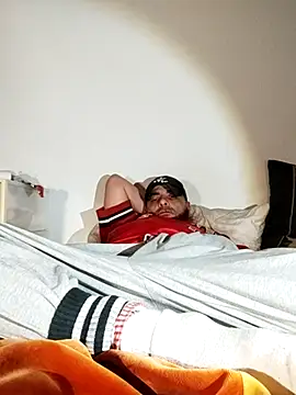 Snapshot of SmokedAlloy2 chatting on 10/10/25, 01:50 SmokedAlloy2 online show from 10/10/25, 01:50