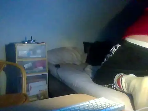 Snapshot of SmokedAlloy2 chatting on 10/26/25, 10:10 SmokedAlloy2 online show from 10/26/25, 10:10