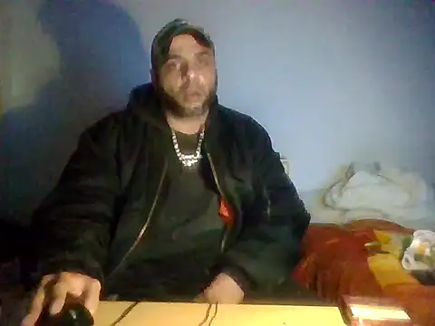 Snapshot of SmokedAlloy2 chatting on 11/30/25, 04:30 SmokedAlloy2 online show from 11/30/25, 04:30