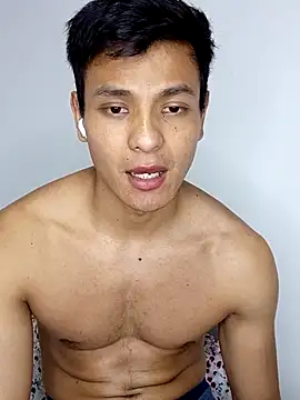 Snapshot of Valois2025 chatting on 10/02/25, 02:59 Valois2025 online show from 10/02/25, 02:59