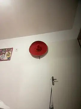 Alerquinasc online show from 10/28/25, 04:46