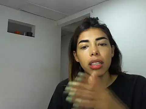 MeganAndMaxxh online show from 10/04/25, 12:56