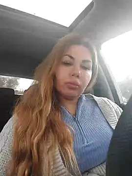 Snapshot of Alisasex@xh chatting on 12/12/24, 12:01 Alisasexxh online show from 12/12/24, 12:01