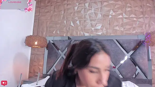 Snapshot of Selene__Lopez_ chatting on 05/23/26, 07:46 Selene Lopez online show from 05/23/26, 07:46