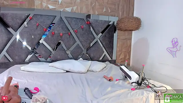 Selene  Lopez  online show from 02/24/26, 07:48