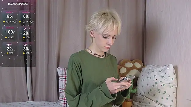 NextVibe  online show from 02/10/26, 07:02